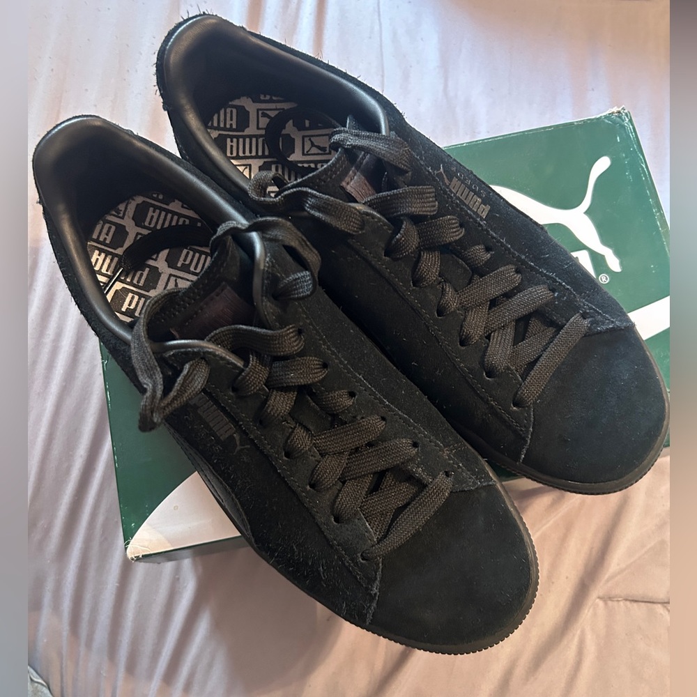Puma Classic Suede Black Retro Sneakers